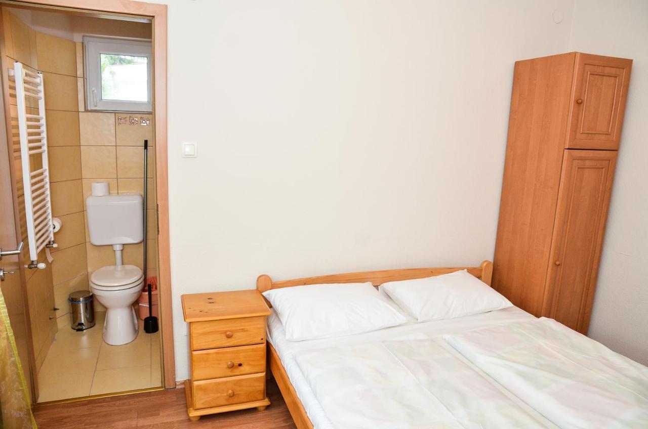 Gabor Aron Apartman Aparthotel Hajdúszoboszló Екстериор снимка