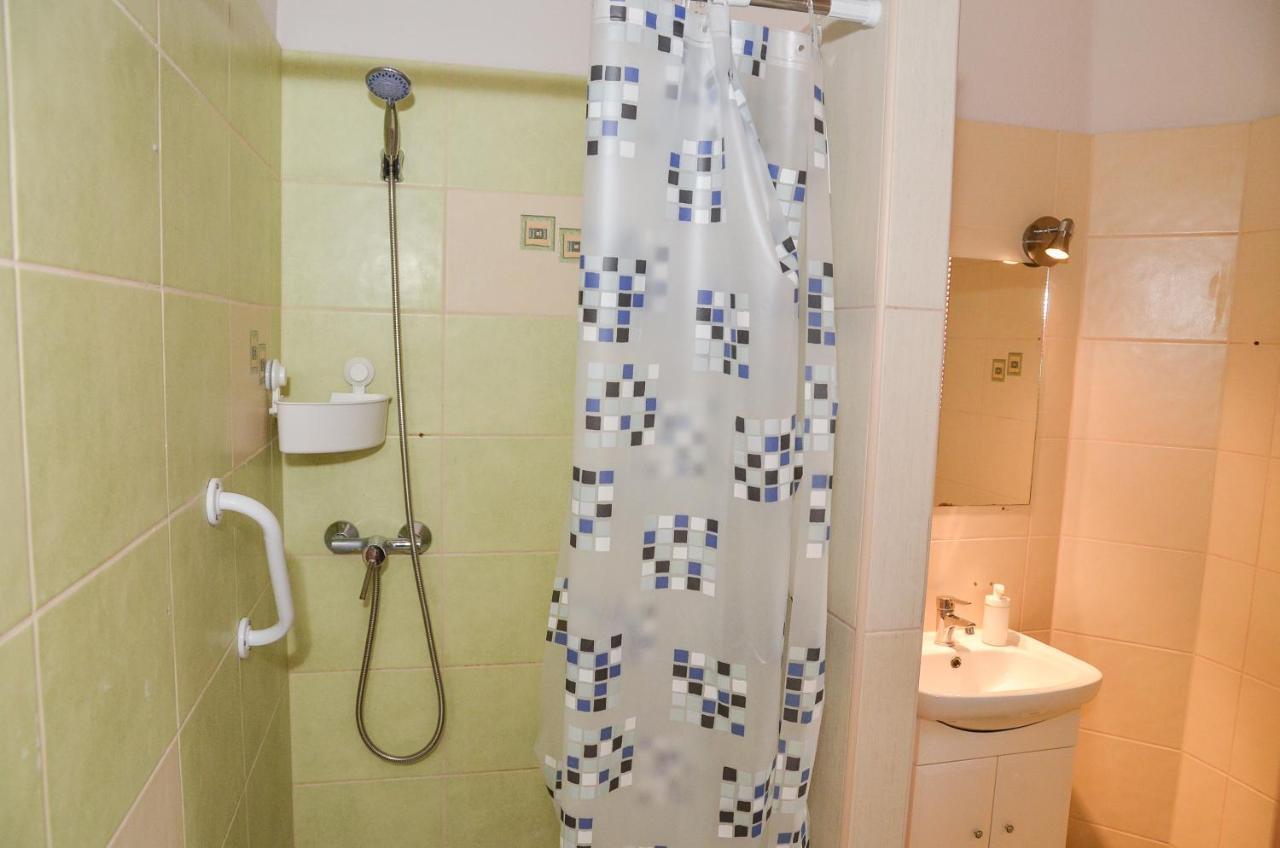 Gabor Aron Apartman Aparthotel Hajdúszoboszló Екстериор снимка