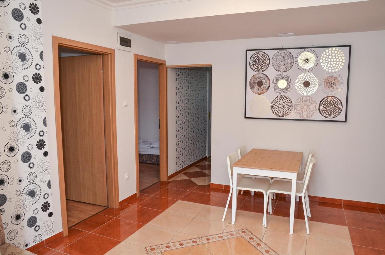 Gabor Aron Apartman Aparthotel Hajdúszoboszló Екстериор снимка
