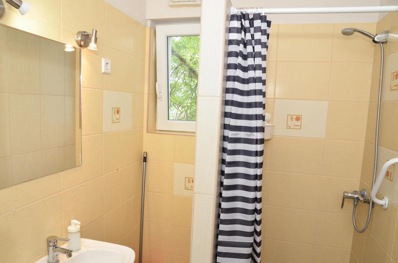 Gabor Aron Apartman Aparthotel Hajdúszoboszló Екстериор снимка